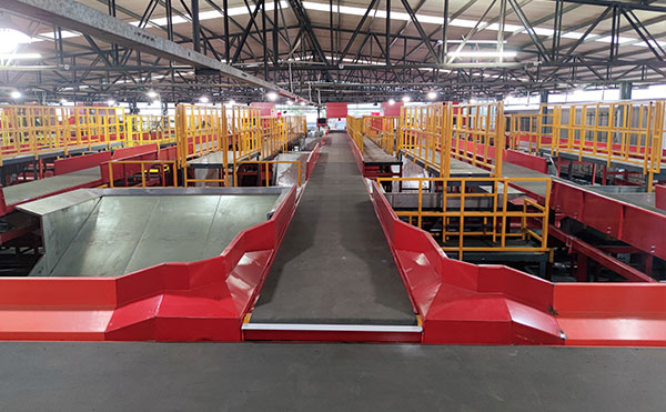 DWS物流設備,掃碼稱重量方一體機,快遞包裹分揀機